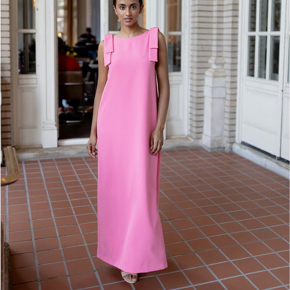 Michelle High Boat Neck Sleeveless Bow Shoulder Detail Shift Dress